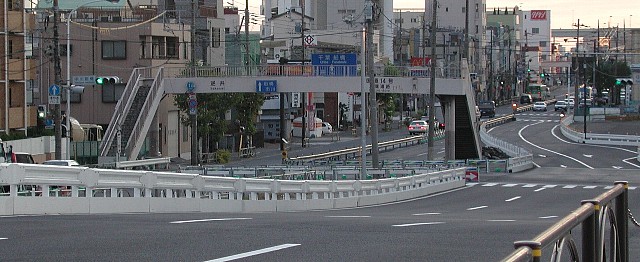 ���t���H