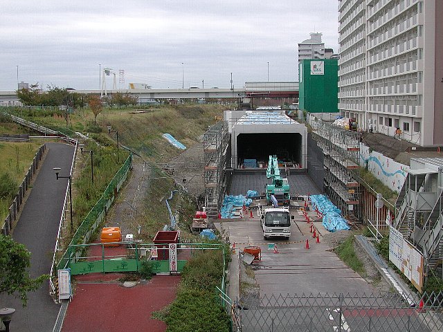 �g���l���H��