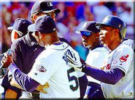 �{�肪���܂�Ȃ����[�Y�B���ǂP�����������ɑޏ�B