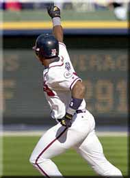 ���ق̔S����������u���[�u�X�B�Ō�̓W���[�_���̃O�����h�X�����Œ��߂��B