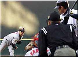 �C�`���[�Ƃ̓��{�l�Ό��B