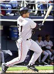 �Q�O�O�O�N�A�i�V���i�����[�O�̂l�u�o���l�������P���g�B