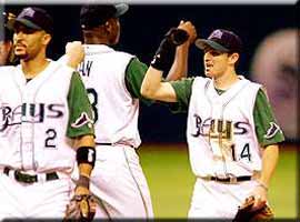 �����z���ł�������^�C�i�[�Ə����ɕ����f�r�����C�Y�i�C���B