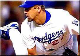 �攭�w�ɉ���l�����o���Ă����h�W���[�X�Ƀu���E�����߂��Ă����B