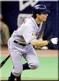 �ΐ푊��̃c�C���Y�Ń��W���[�f�r���[���ʂ����A�A�P�X�X�T�N�ɂ͐V�l������܂����R���h�o�B