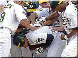 �T���i���z�[��������ł����V�A�l�X��������}����A�X���e�B�b�N�X�i�C���B