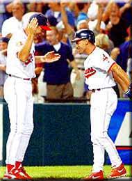 ���_�ƂȂ閞�ۑ��҈�|�̂R�ۑł�������r�X�P���B