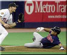 �I�[���X�^�[�o����قڌ���I�Ȑl�C�ҁA�A���}�[�B