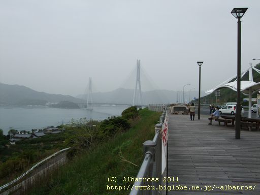 霞む多々羅大橋