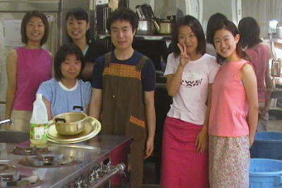 �J���[����