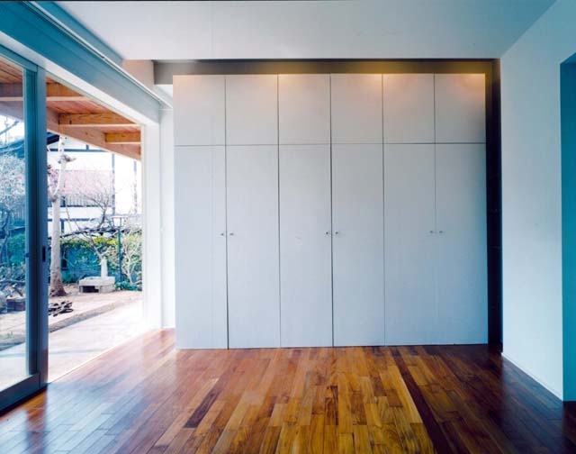 Aria���Ƃ�ŐQ����܂ł͒P�Ȃ钅�ւ�����