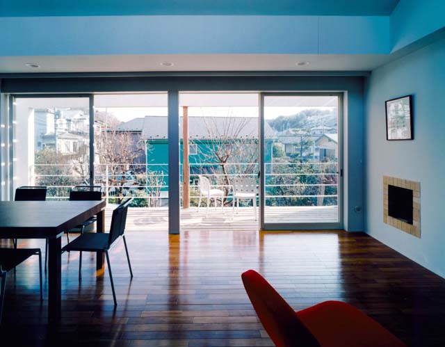 ���r���O���[��