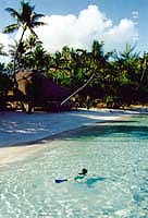 �z�e���̃r�[�`�ŃV���m�[�P�����O