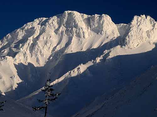 上ホロカメットク山