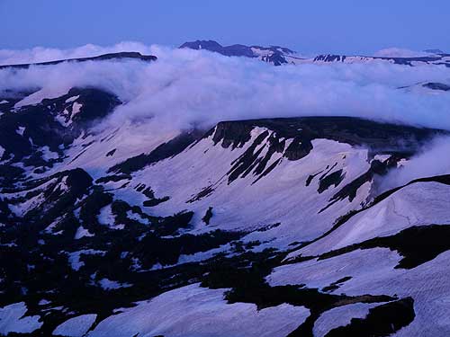 夜明けを待つ高根が原