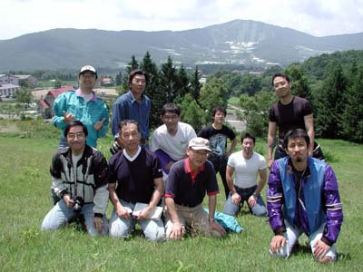 �����������猩����i�F���o�b�N�ɁB�Ζʂ̉��߂̂��߂Ɂg���l�h�Ɍ�����g�D�h �����Ƃx�D�r����