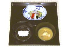 鯛の昆布締め干瓢と小豆の合わせ味噌汁