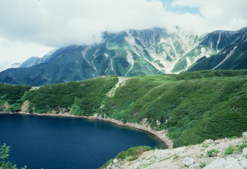 tateyama199908_lake_800_549