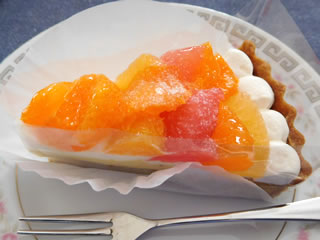 柑橘タルト　１個５６０円