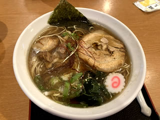 「養老ラーメン」９５０円（スープ、麺、チャーシューどれも良し）