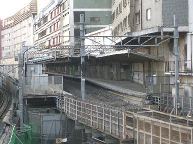 東急東横線旧横浜駅の様子。