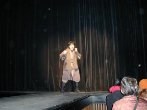 �E�҂̃|�[�Y