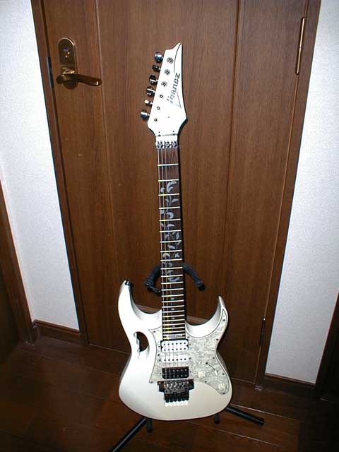 Ibanez JEM555 �\��
