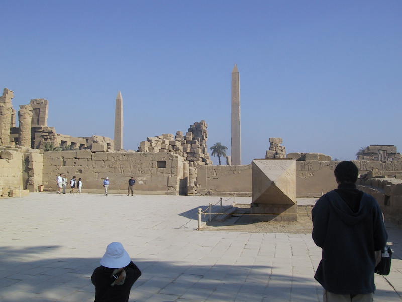 Luxor001.JPG