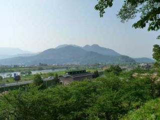 �t���[��