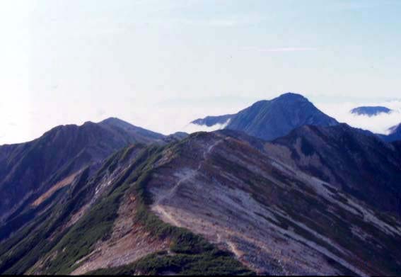 ��O�x�ւ̓�