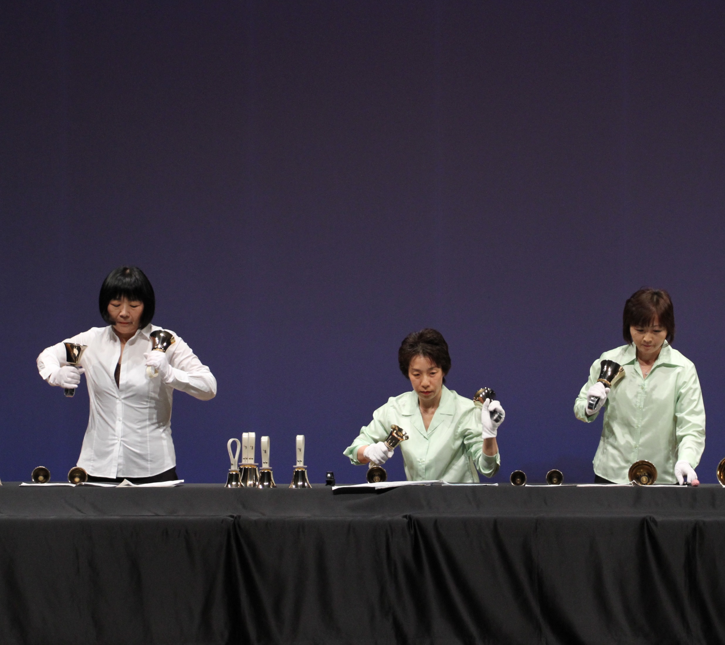 �n���h�x���i�~���[�W�b�N�x���j�A���T���u���O���[�v���̎��̎ʐ^